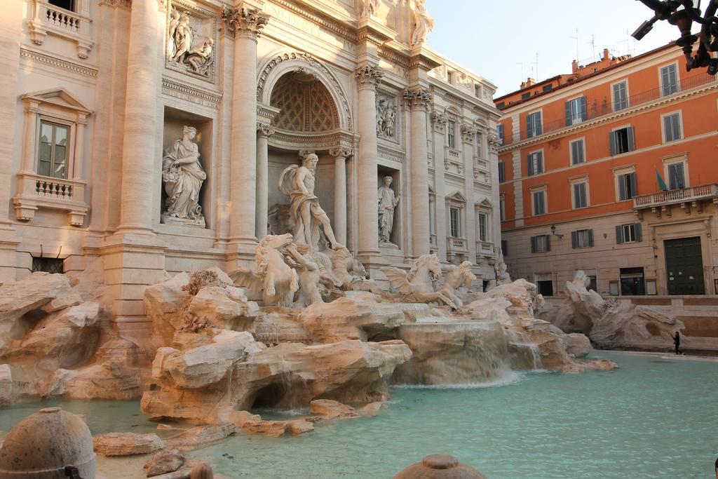 Trevi Fountain 2br Lägenhet Rom