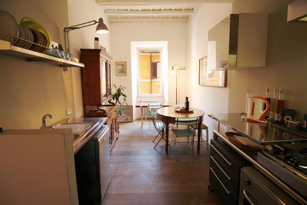 Trevi Fountain 2br Lägenhet *