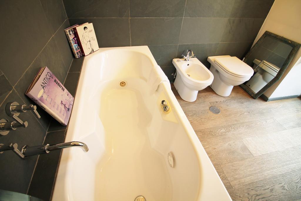 Lägenhet Trevi Fountain 2br