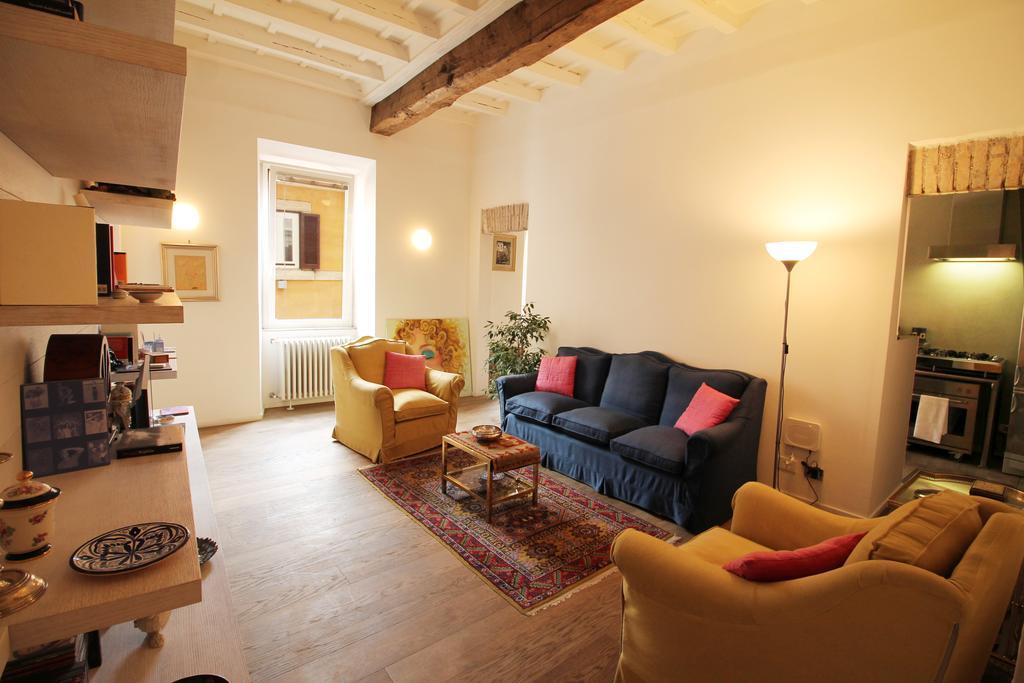Trevi Fountain 2br Lägenhet Rom