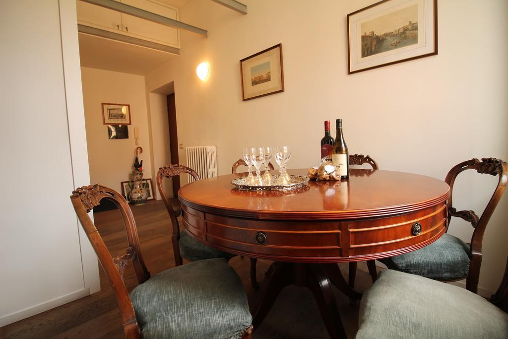 Trevi Fountain 2br Lägenhet